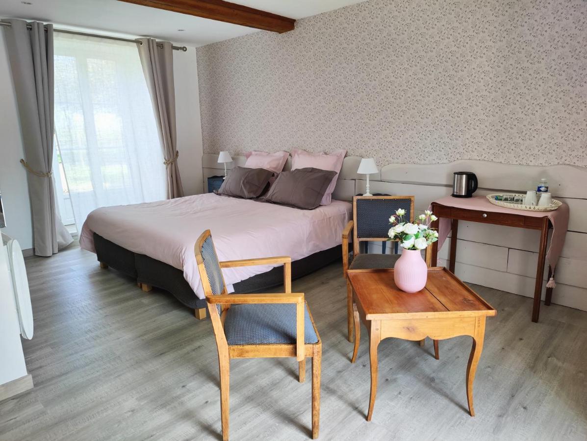 Bed and Breakfast Domaine De La Cour Vautier Mandeville-en-Bessin Zewnętrze zdjęcie