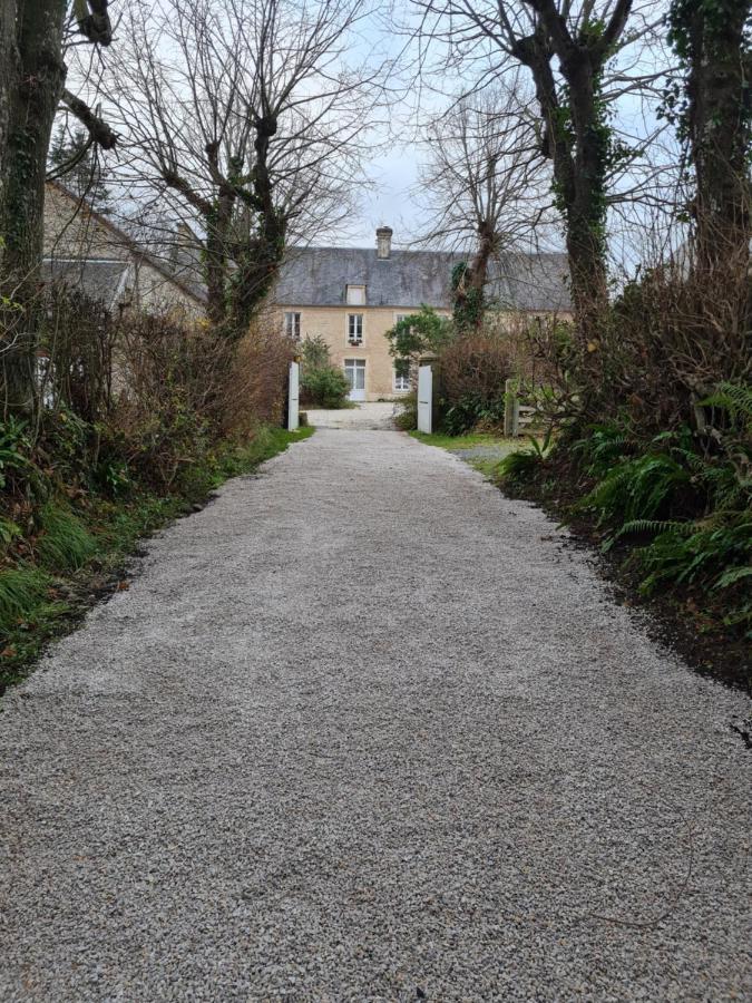 Bed and Breakfast Domaine De La Cour Vautier Mandeville-en-Bessin Zewnętrze zdjęcie