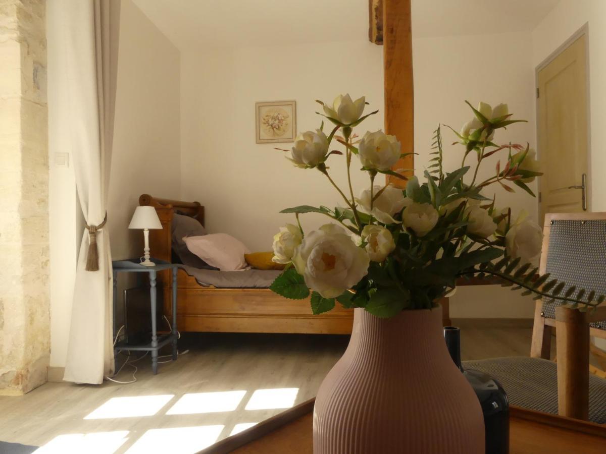 Bed and Breakfast Domaine De La Cour Vautier Mandeville-en-Bessin Zewnętrze zdjęcie