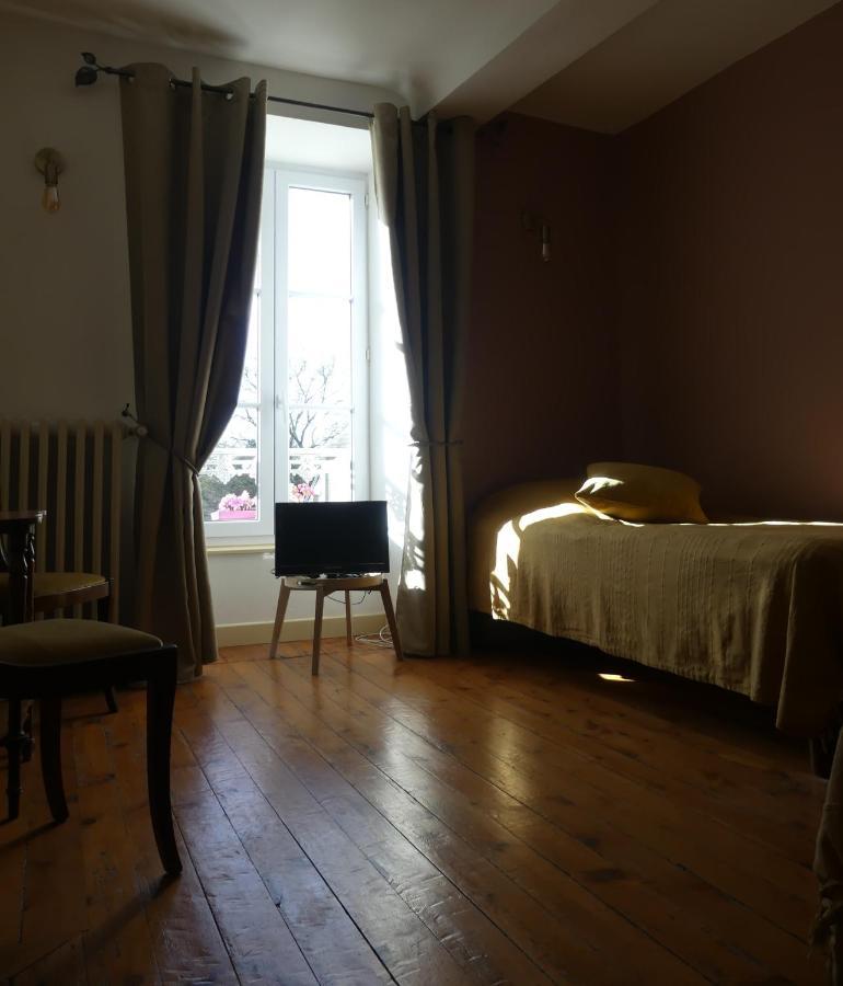 Bed and Breakfast Domaine De La Cour Vautier Mandeville-en-Bessin Zewnętrze zdjęcie